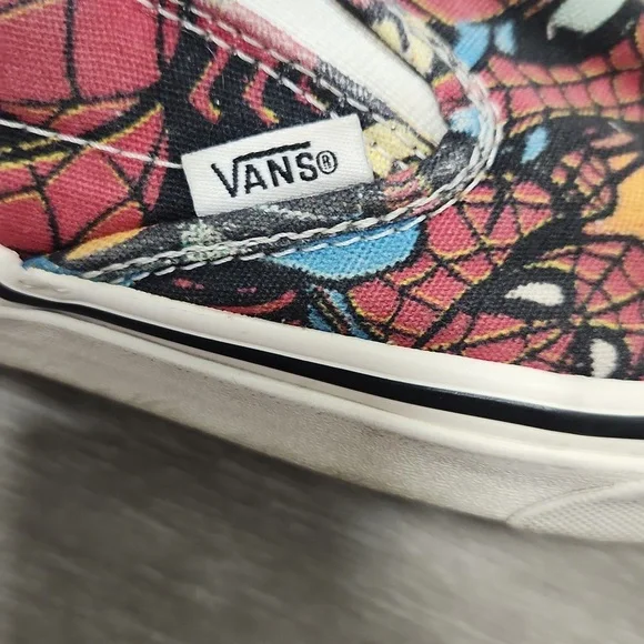Vans Marvel Spider-Man Graphic Slip-Ons Mens 7 Womens 8.5 - Picture 6 of 10